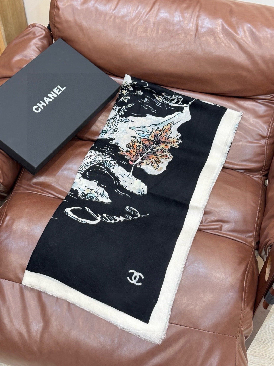 velvet elegant Shawl for women - alternate angle view 3