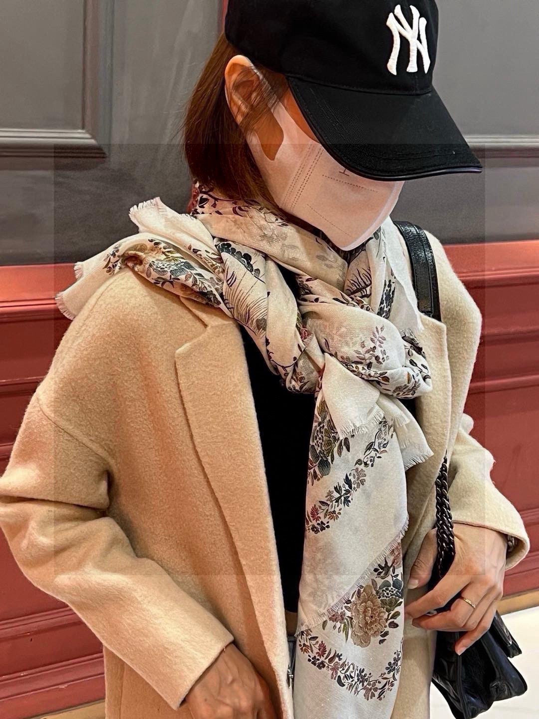 gold velvet fashion accessory for women - alternate angle view 3