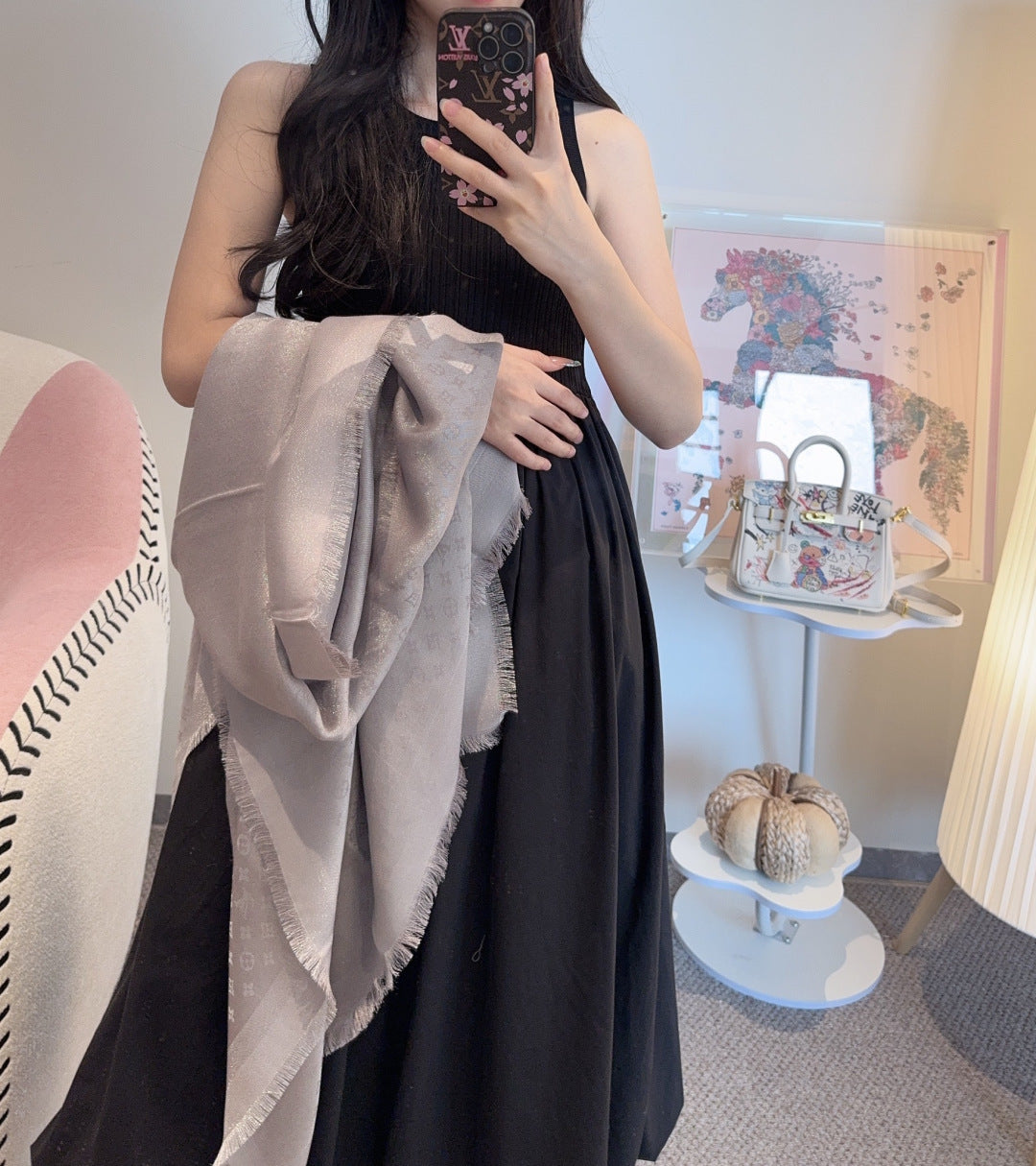 two-tone velvet floral Shawl for women - alternate angle view 9