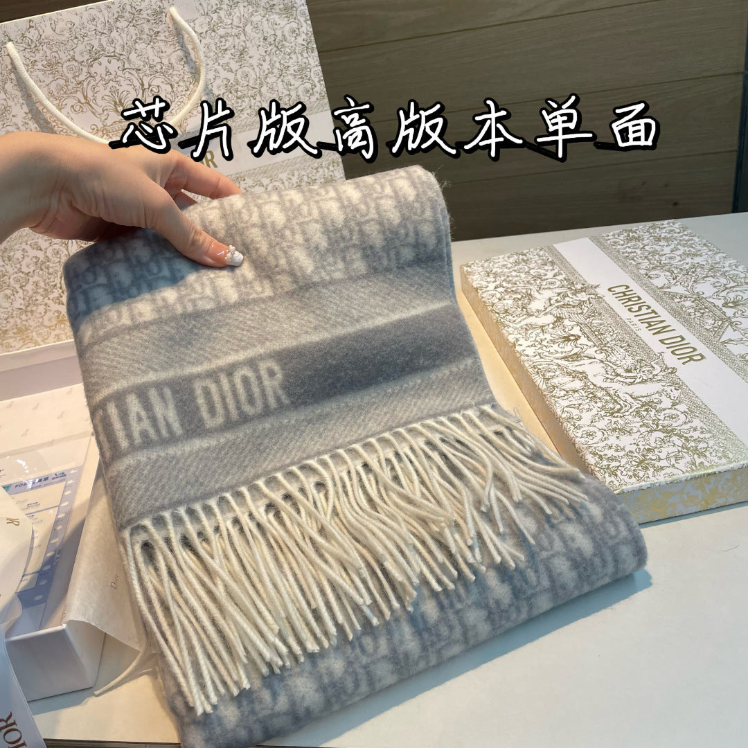 delicate Scarf for women - alternate angle view 3