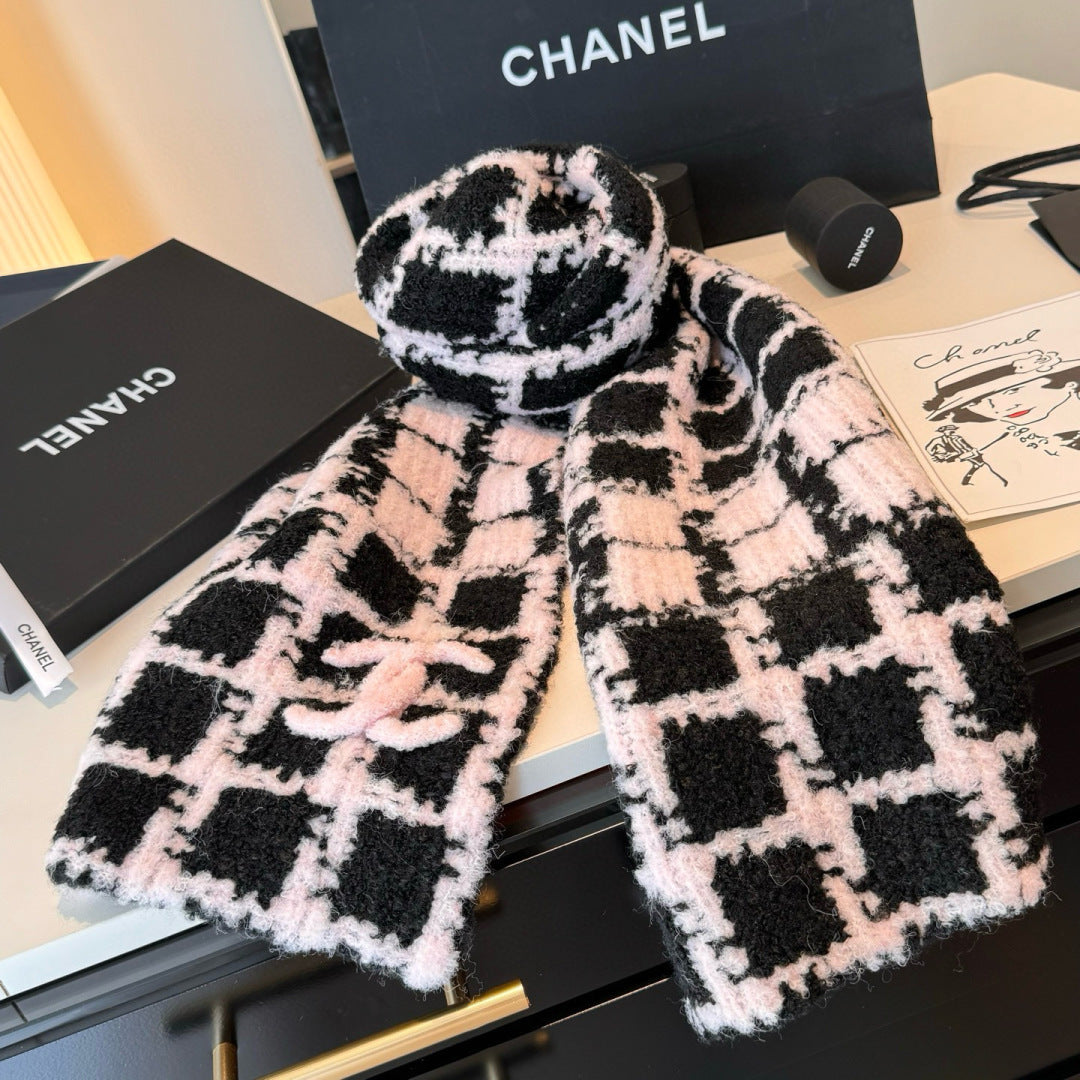 velvet elegant Scarf for women - alternate angle view 9