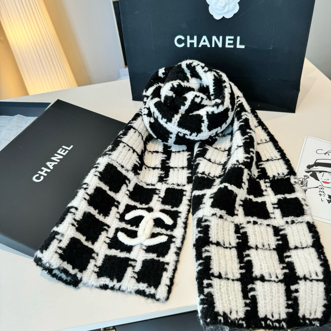 velvet elegant Scarf for women - alternate angle view 6