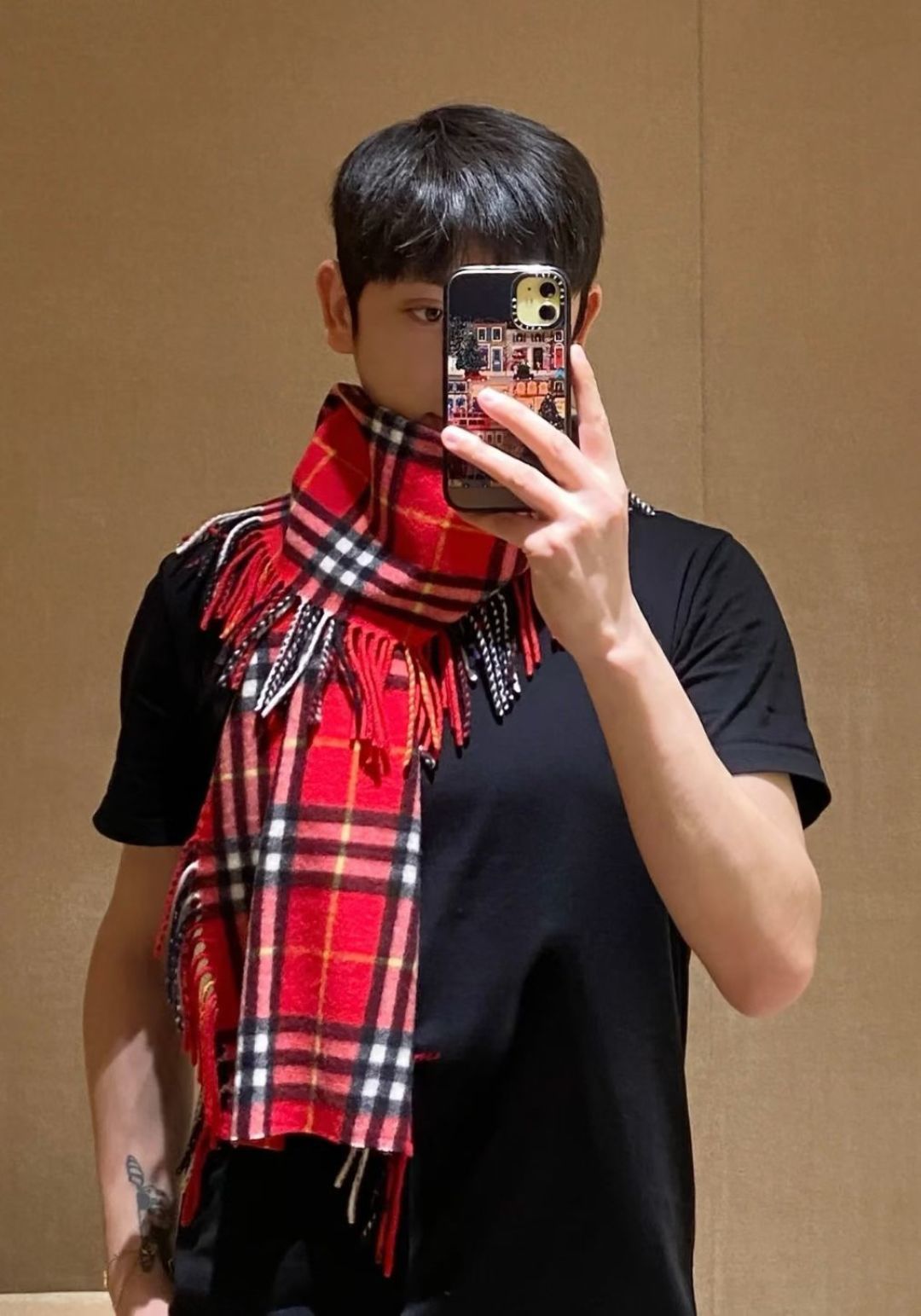 gold velvet unisex fashion accessory for men - product detail view