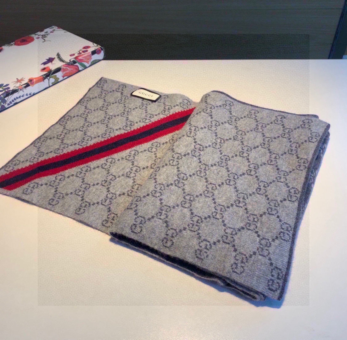 linen luxury Scarf for men - alternate angle view 5