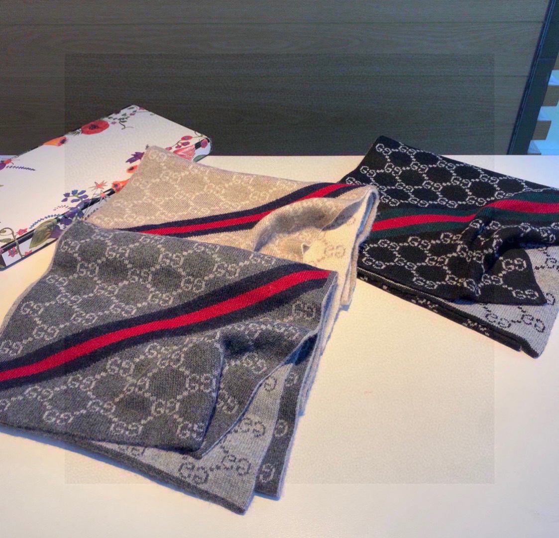 linen luxury Scarf for men - alternate angle view 2