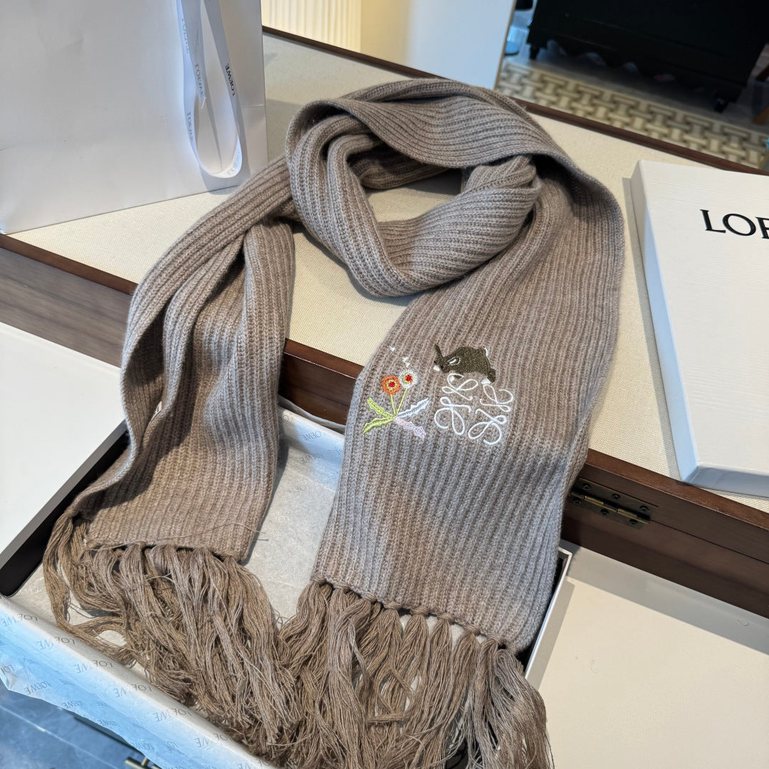 velvet floral Scarf for women - alternate angle view 9