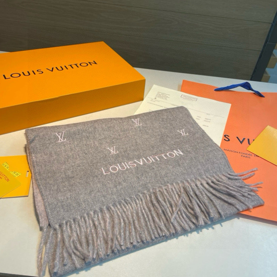 velvet Shawl for women - alternate angle view 4