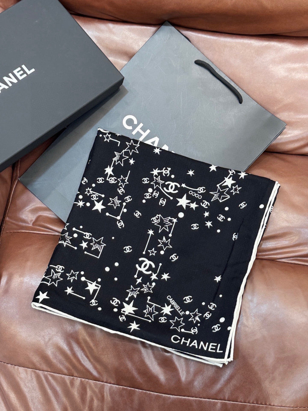 black and white velvet double c fashion accessory for women - alternate angle view 3