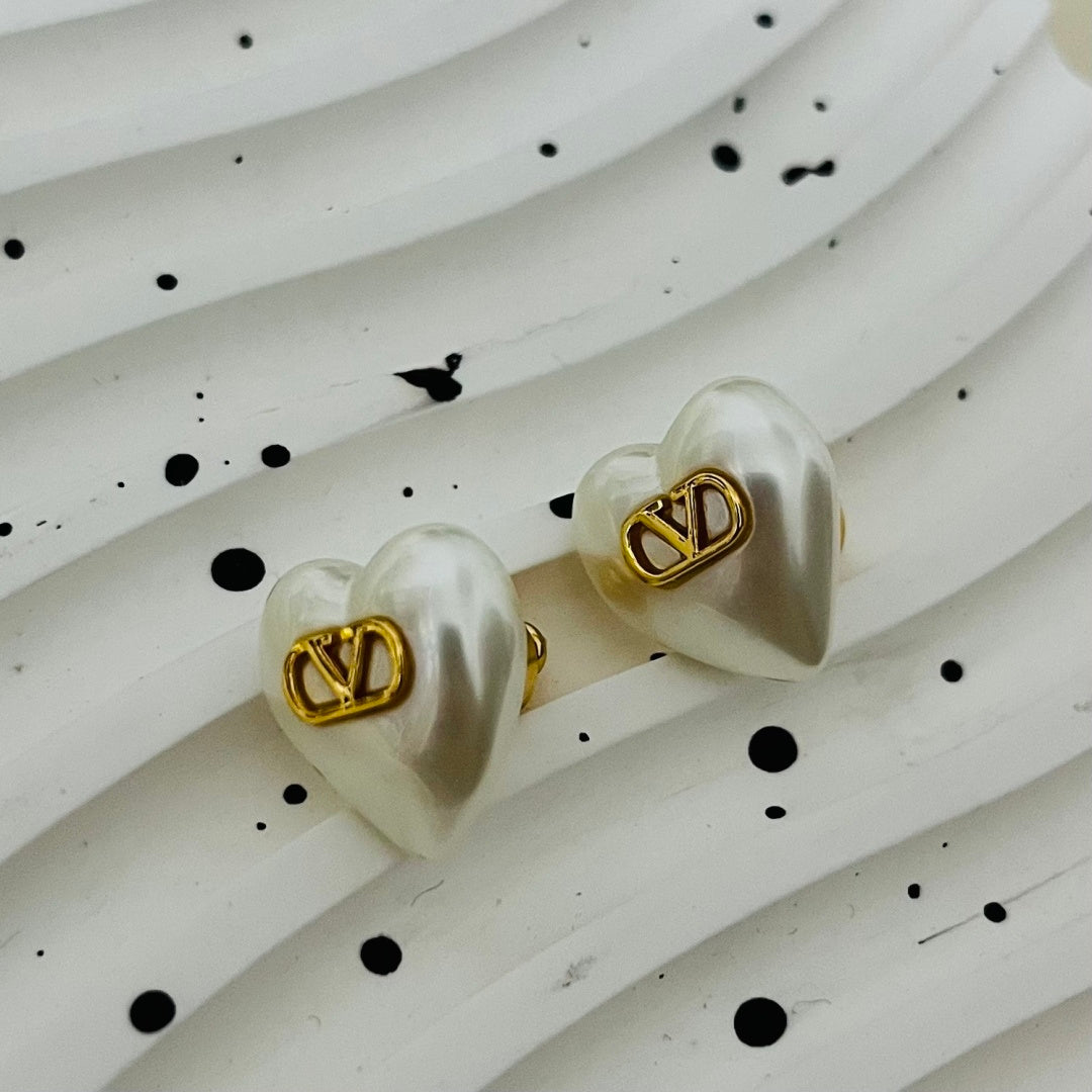 gold minimalist Stud Earrings for women - alternate angle view 6