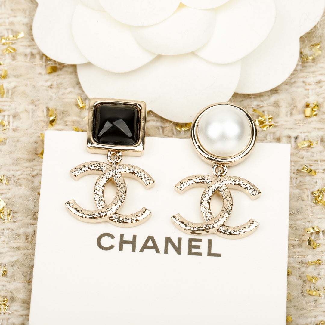 black and white enamel embossed Stud Earrings for women - alternate angle view 6