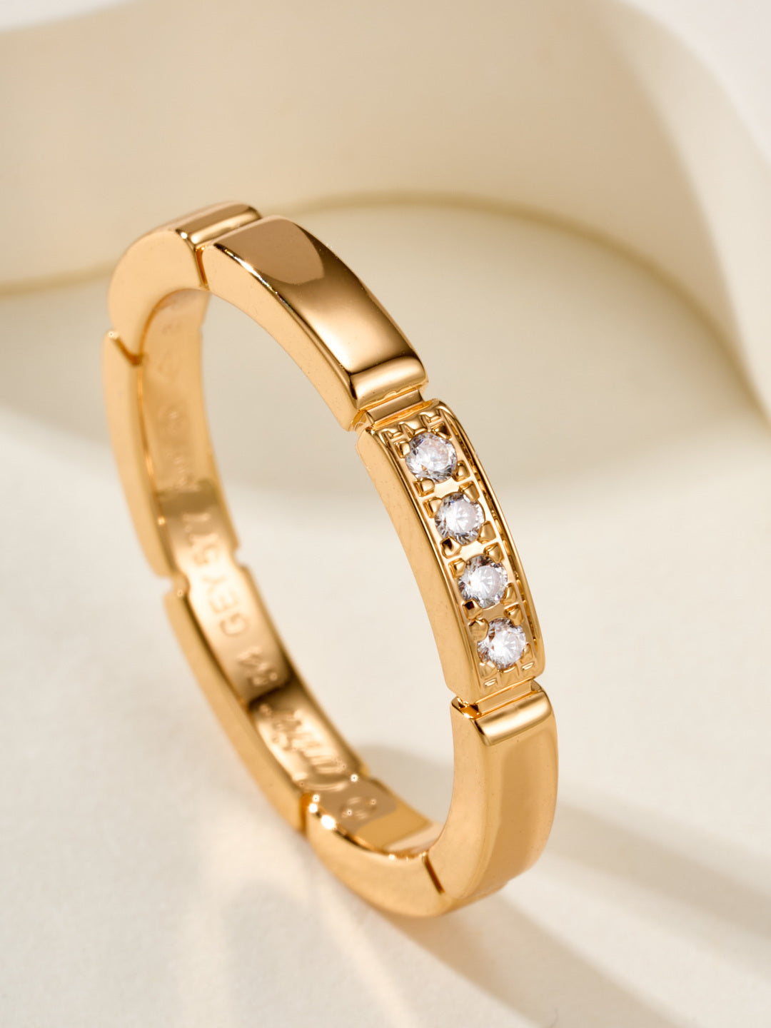 minimalist Ring for unisex couple - alternate angle view 9
