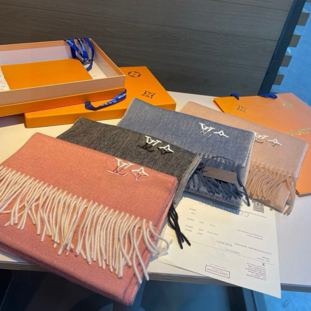 velvet minimalist Scarf for men - alternate angle view 2