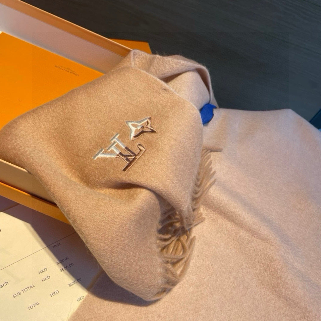 velvet minimalist Scarf for men - alternate angle view 7