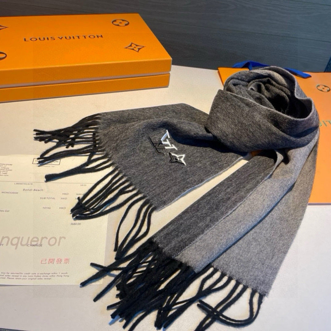 velvet minimalist Scarf for men - alternate angle view 7