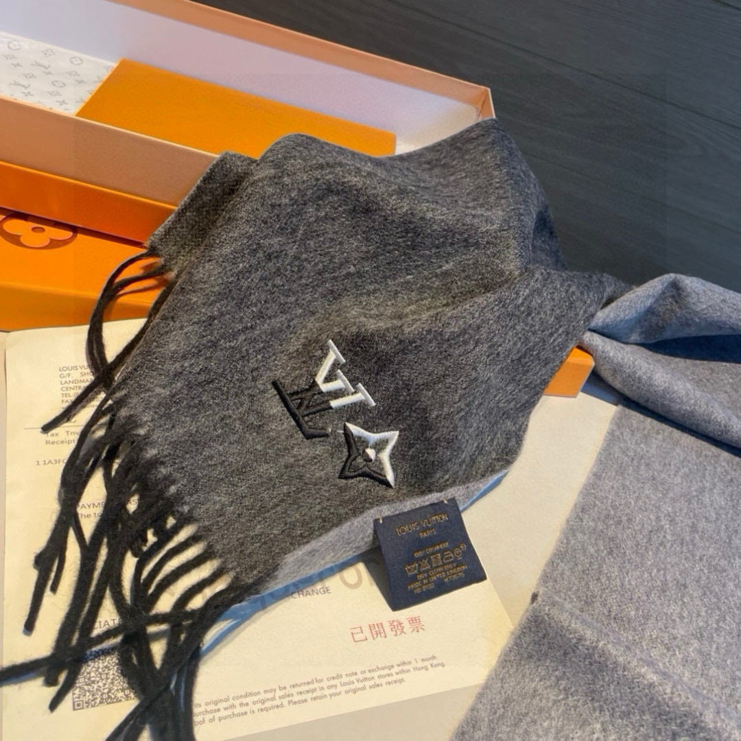 velvet minimalist Scarf for men - alternate angle view 6