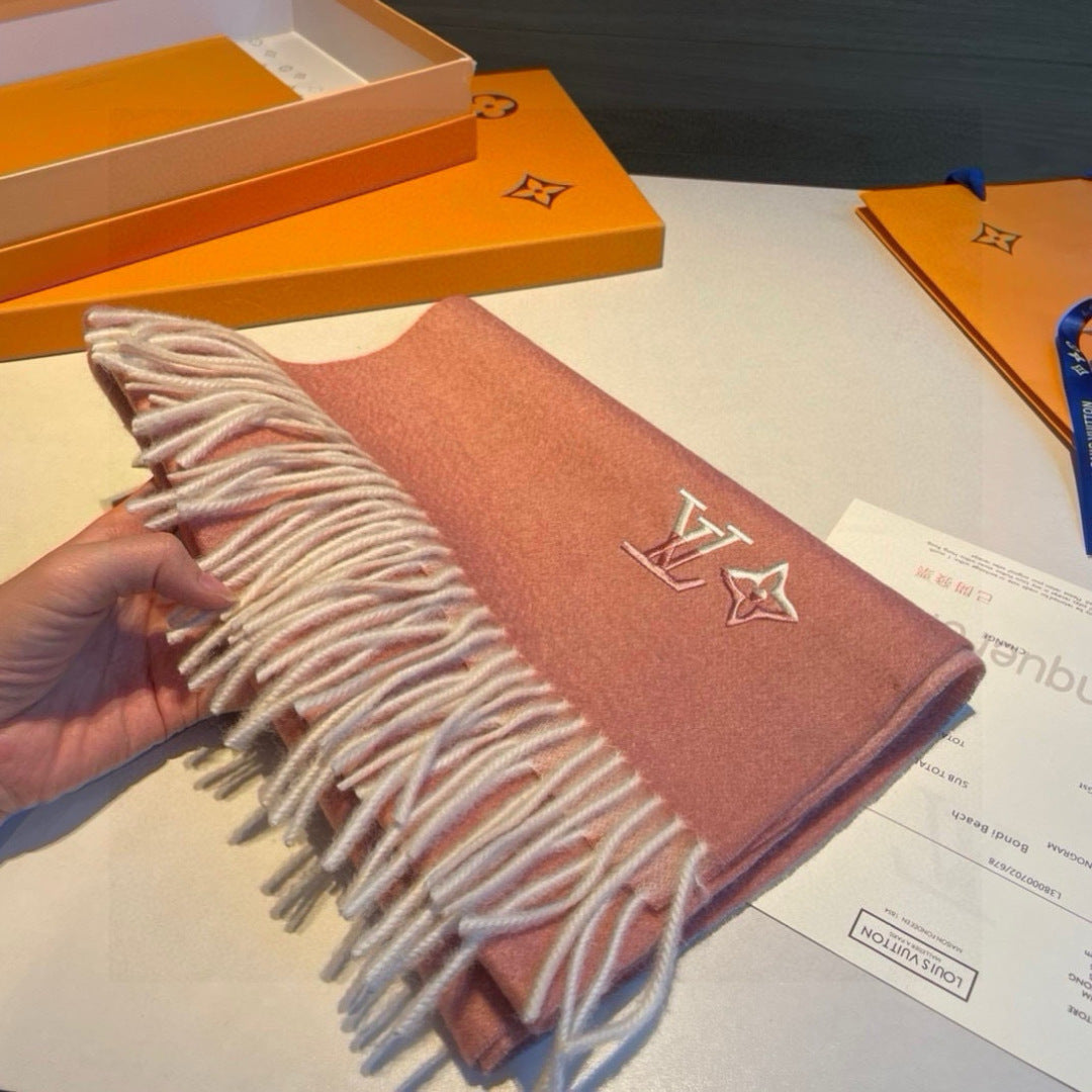 velvet minimalist Scarf for men - alternate angle view 4