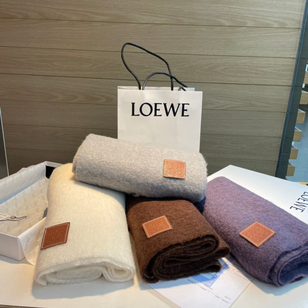 wool elegant Scarf for women - product detail view