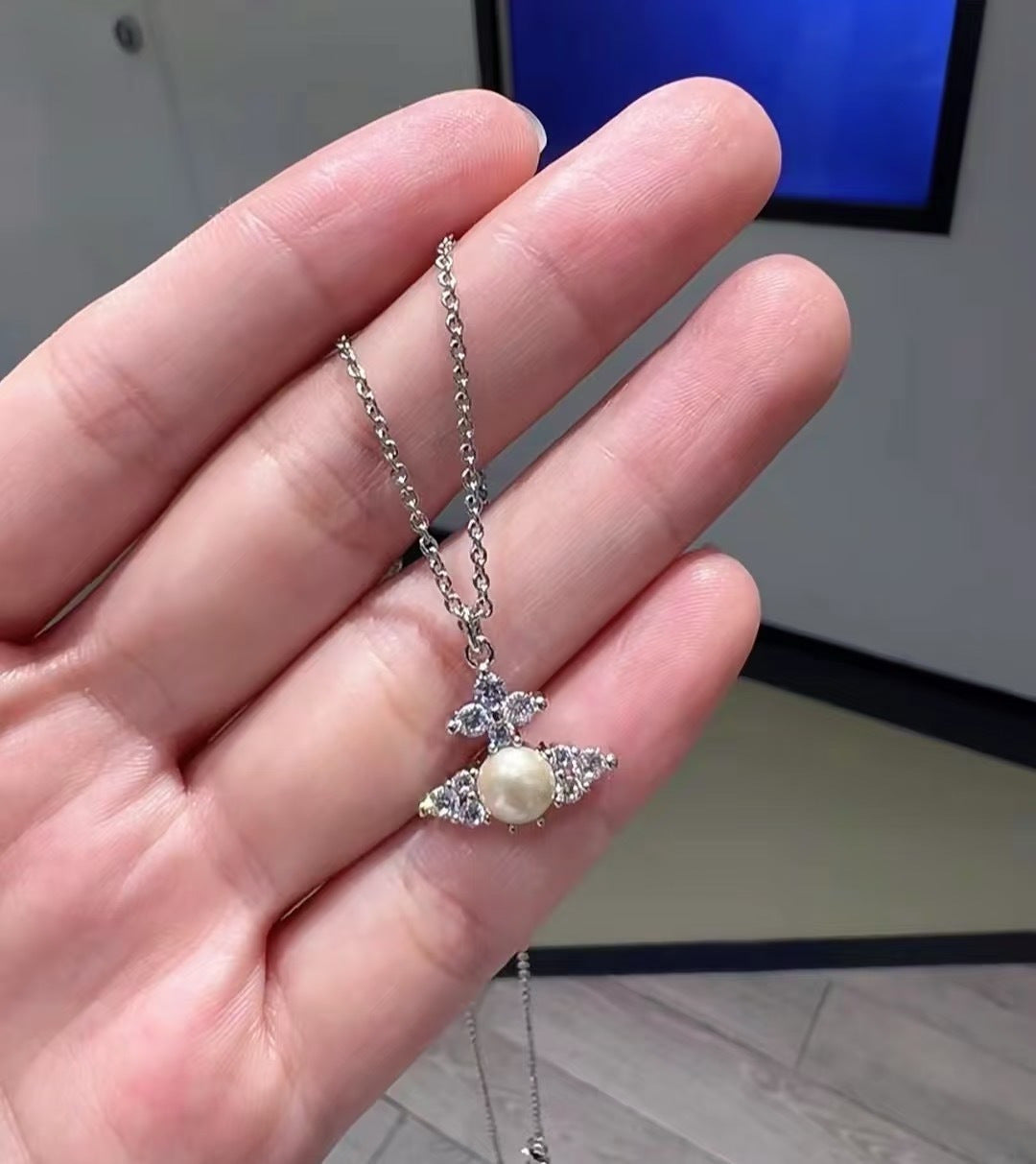 minimalist Necklace for women - alternate angle view 6