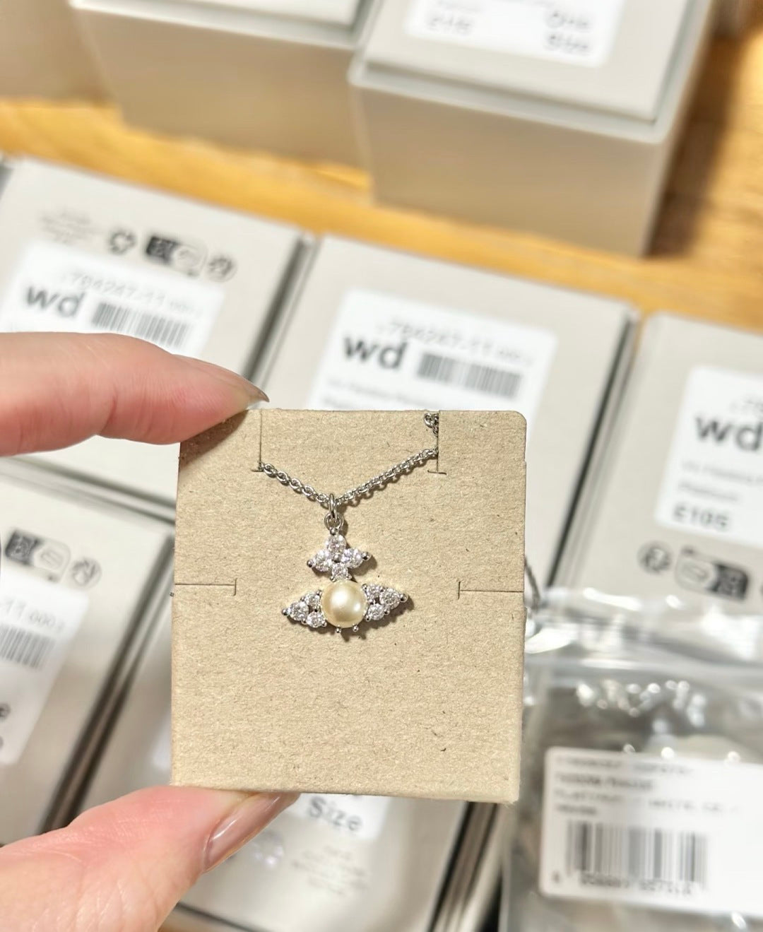 minimalist Necklace for women - alternate angle view 4