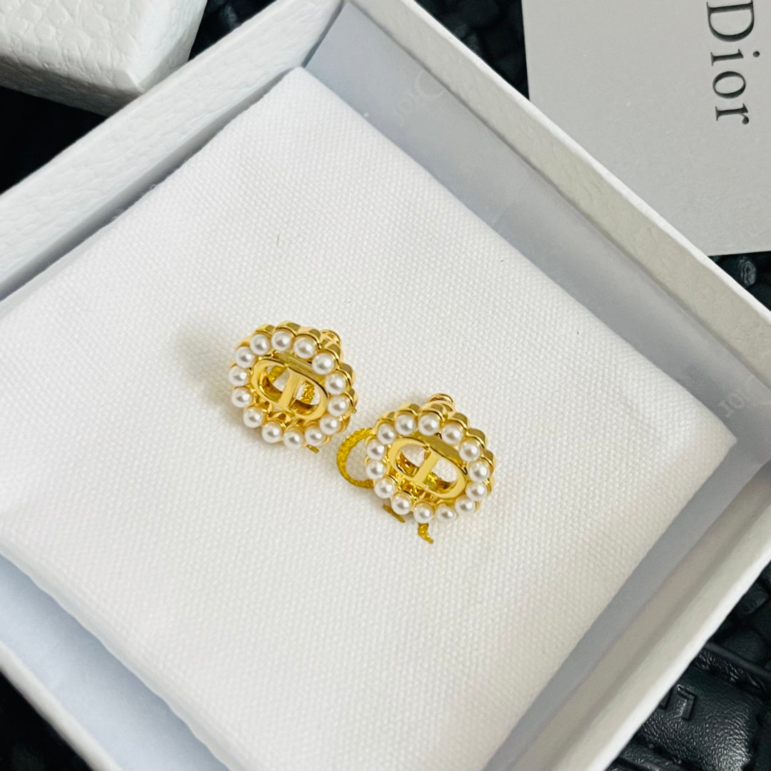 gold metal letter Drop Earrings for women - alternate angle view 8