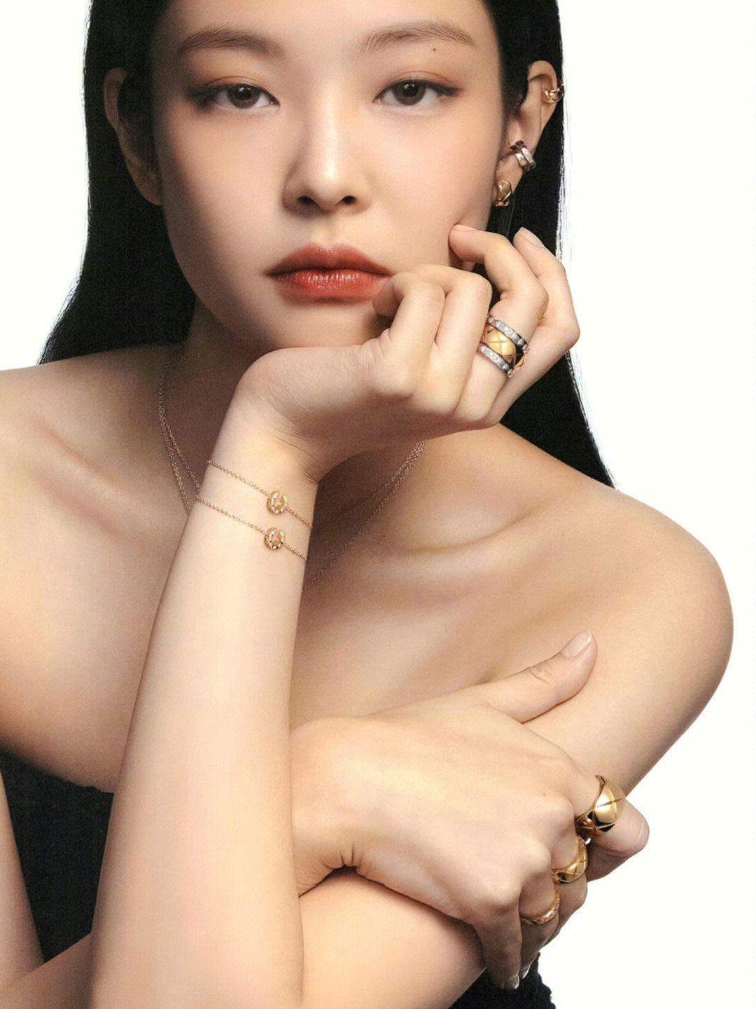 gold elegant Ring for women - alternate angle view 8