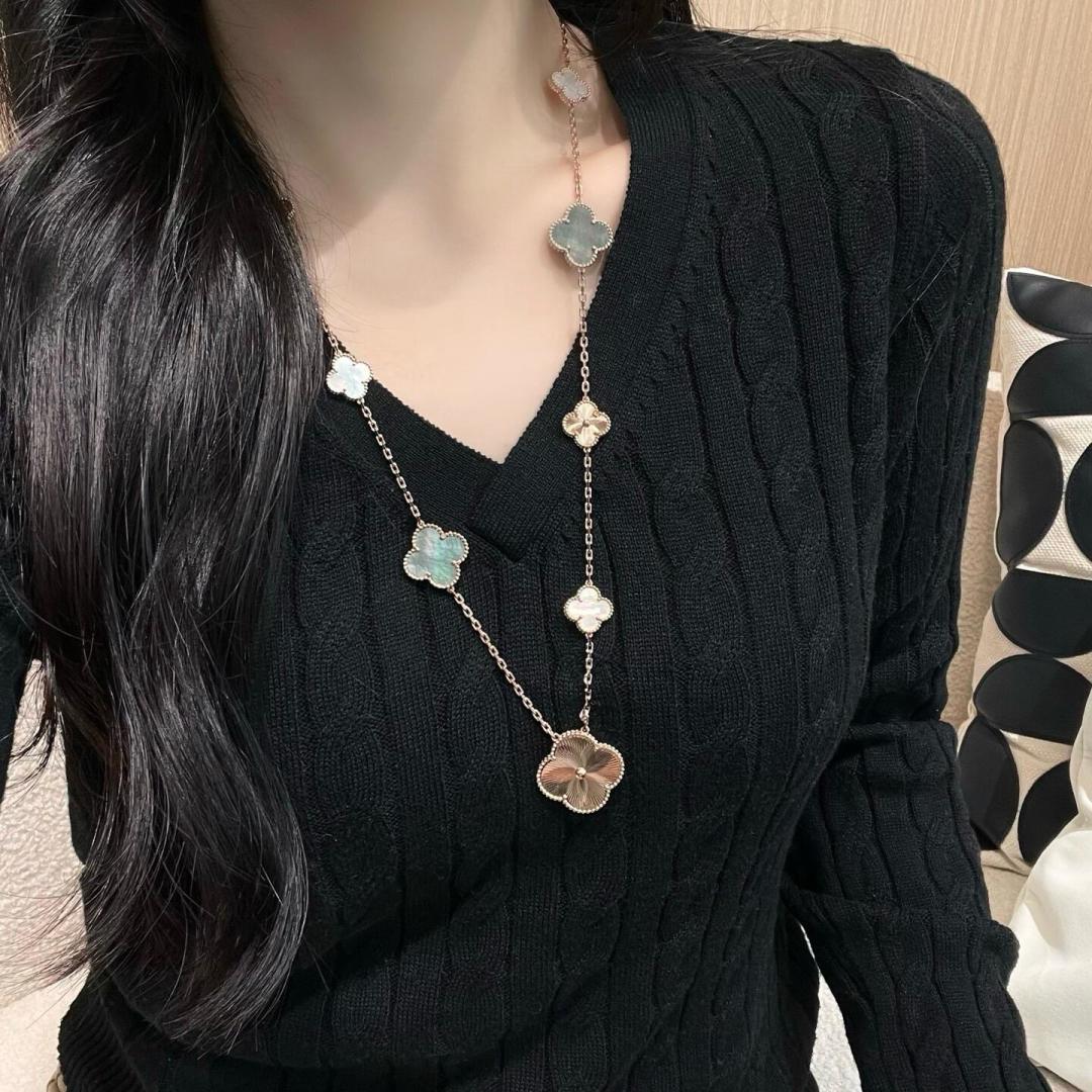 gold clover Sweater for women - product detail view