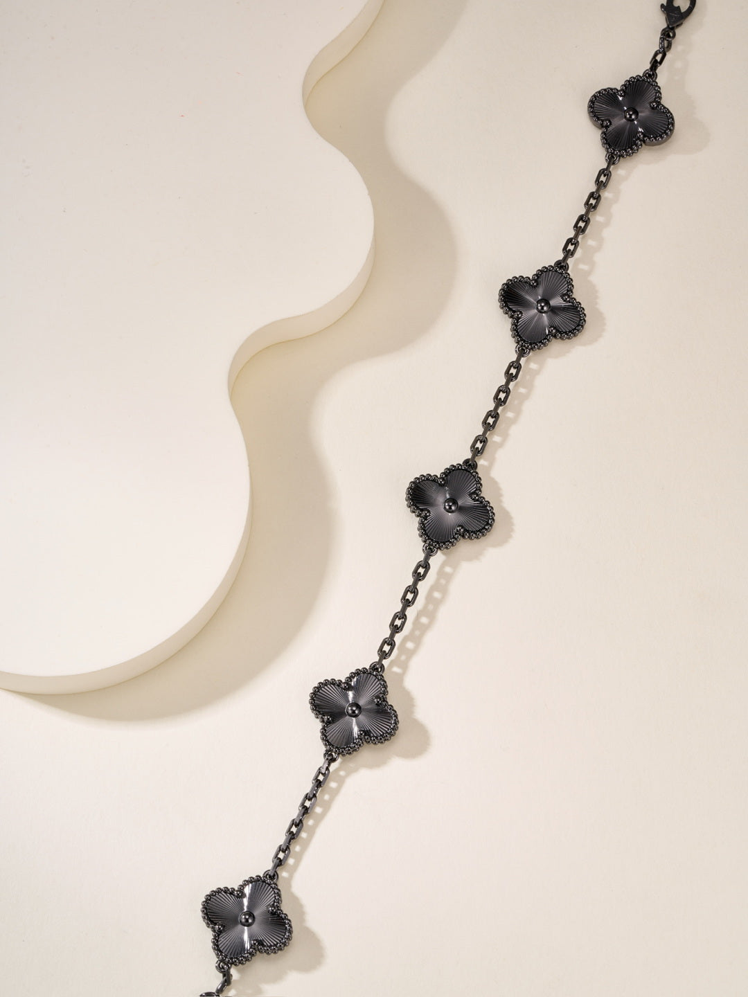 black and gold floral Bracelet for women - alternate angle view 5