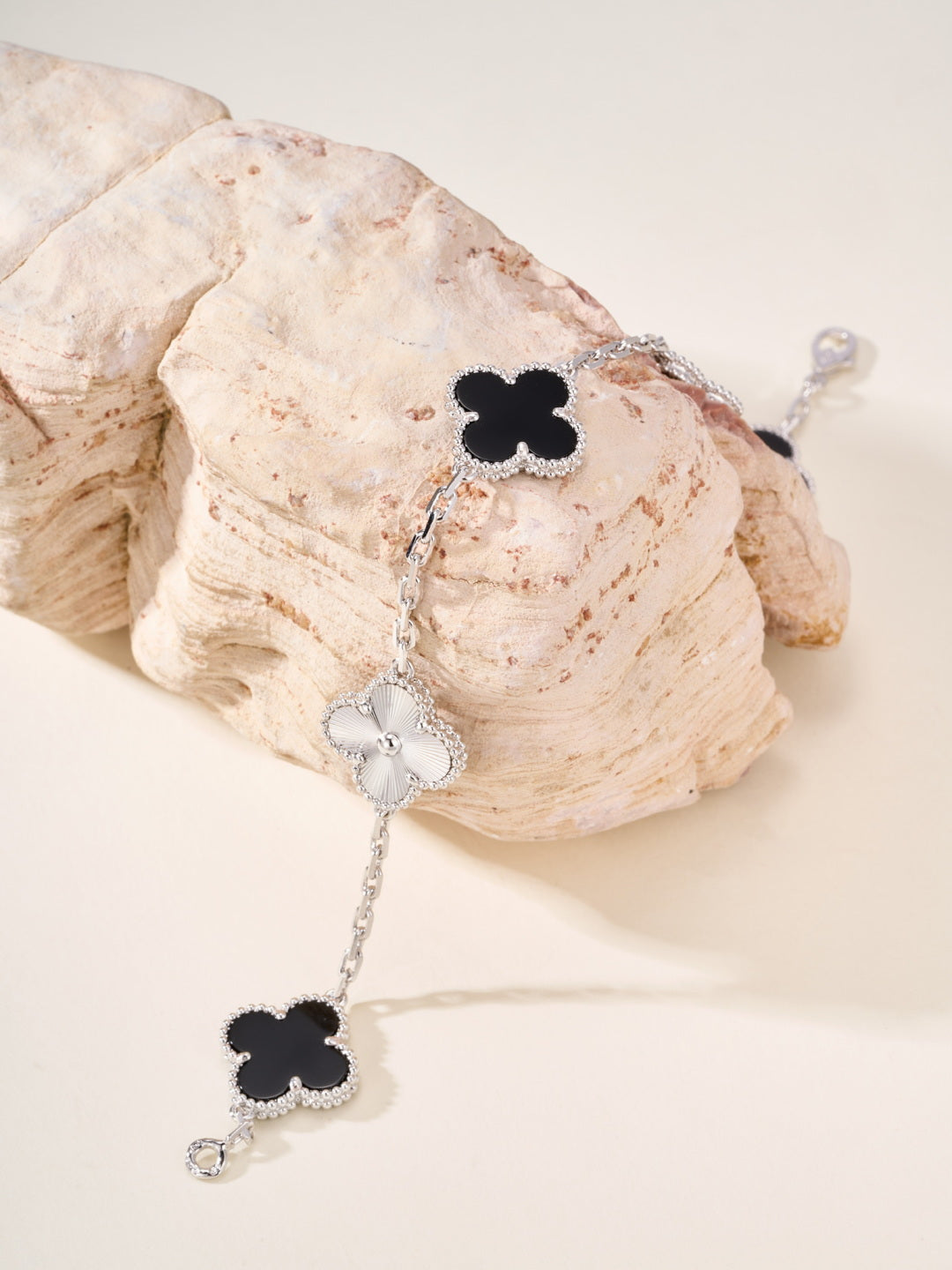 gold agate floral Bracelet for women - alternate angle view 3