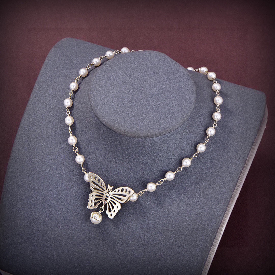 gold metal butterfly Jewelry Set for women - alternate angle view 4