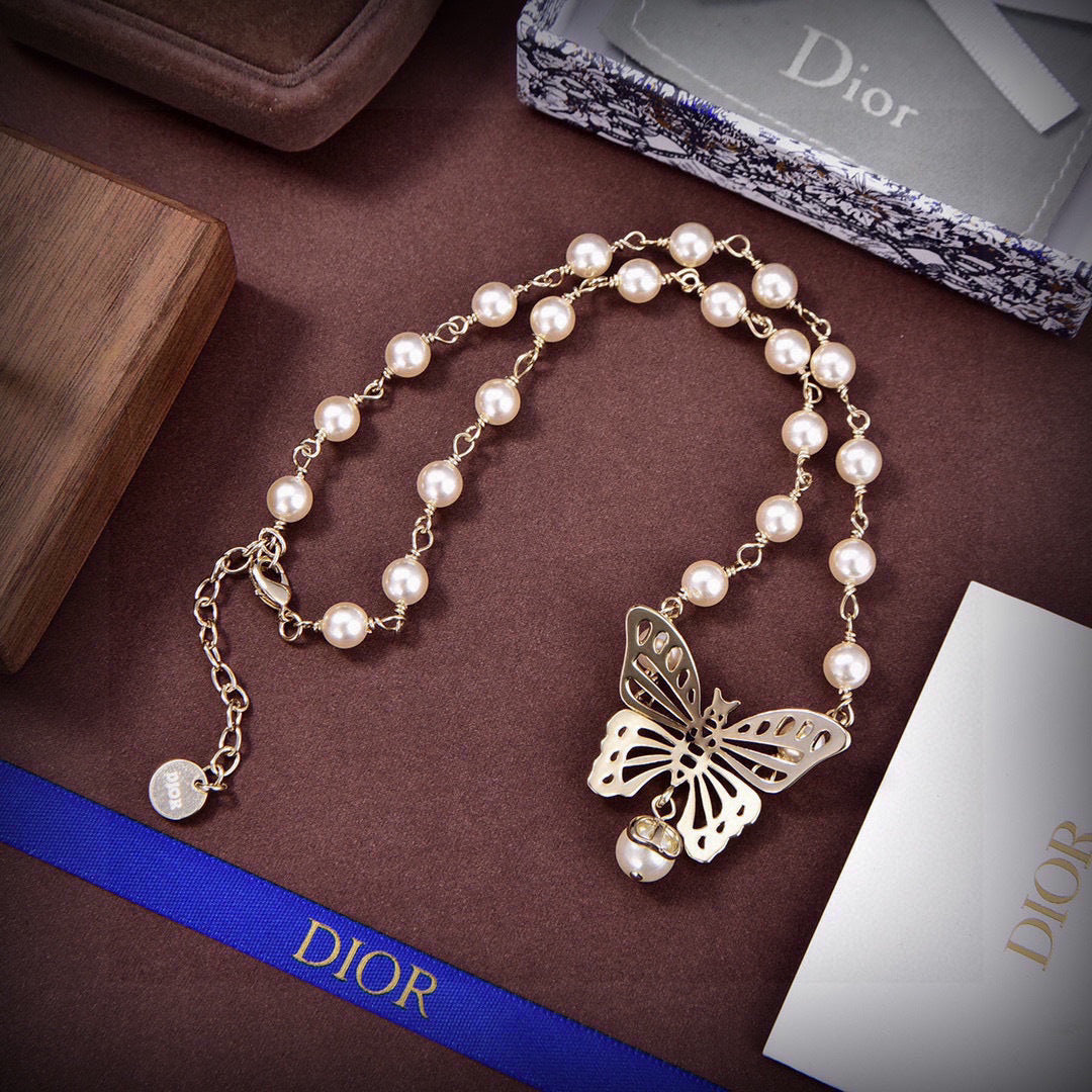 gold metal butterfly Jewelry Set for women - alternate angle view 6