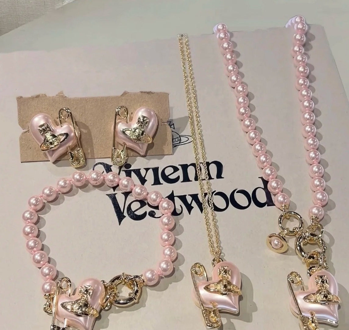pink pearl Necklace for women - product detail view