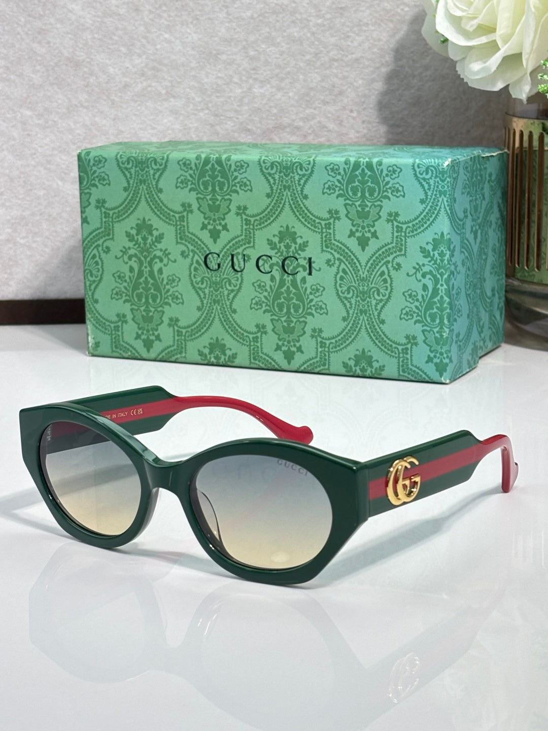 fashion accessory for women - alternate angle view 4