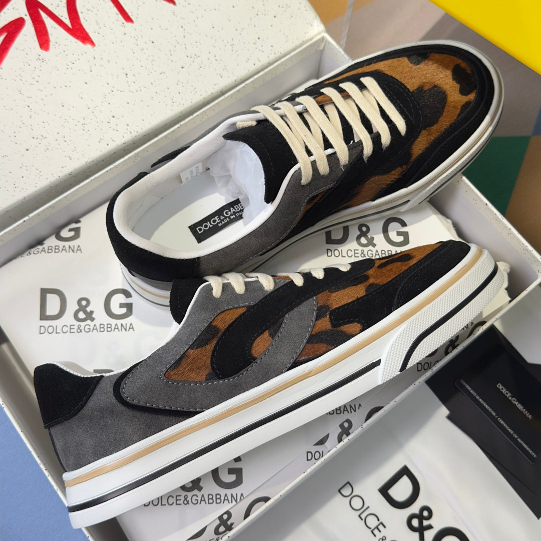 Dolce & Gabbana DG Sailing Casual Sneakers with Leather & Mesh Upper