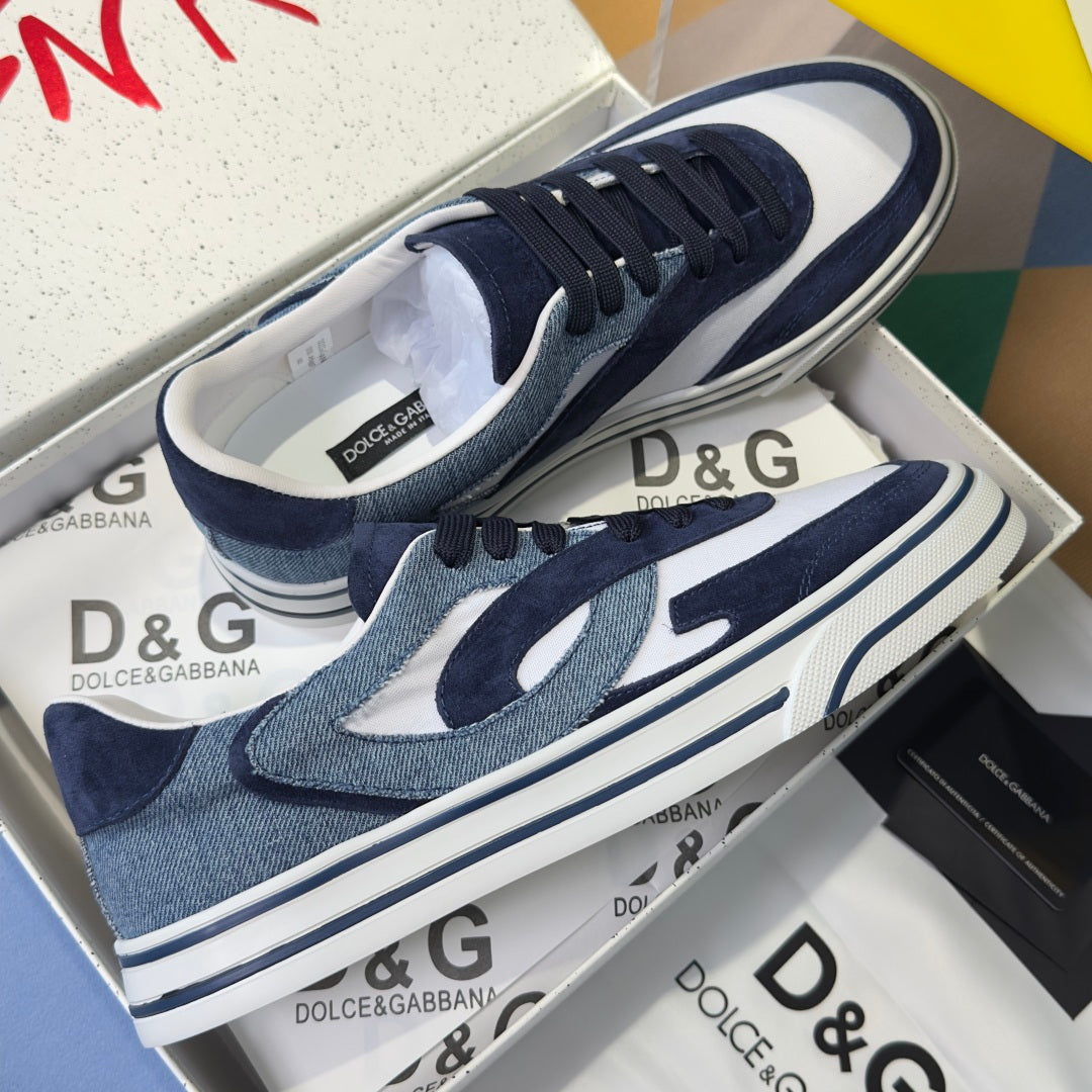 Dolce & Gabbana DG Sailing Casual Sneakers with Leather & Mesh Upper