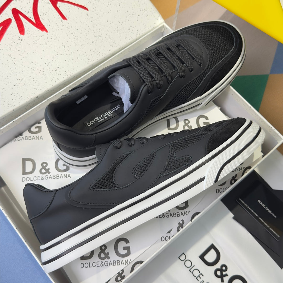Dolce & Gabbana DG Sailing Casual Sneakers with Leather & Mesh Upper