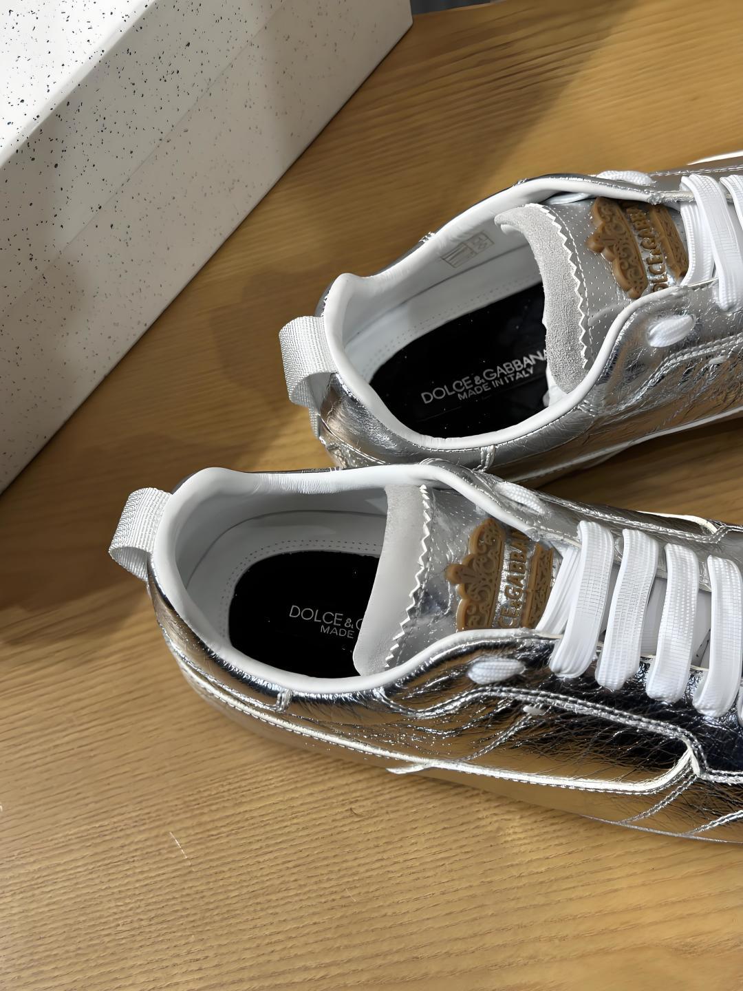 Dolce & Gabbana DG Men's Casual Sneakers with Stitched Logo