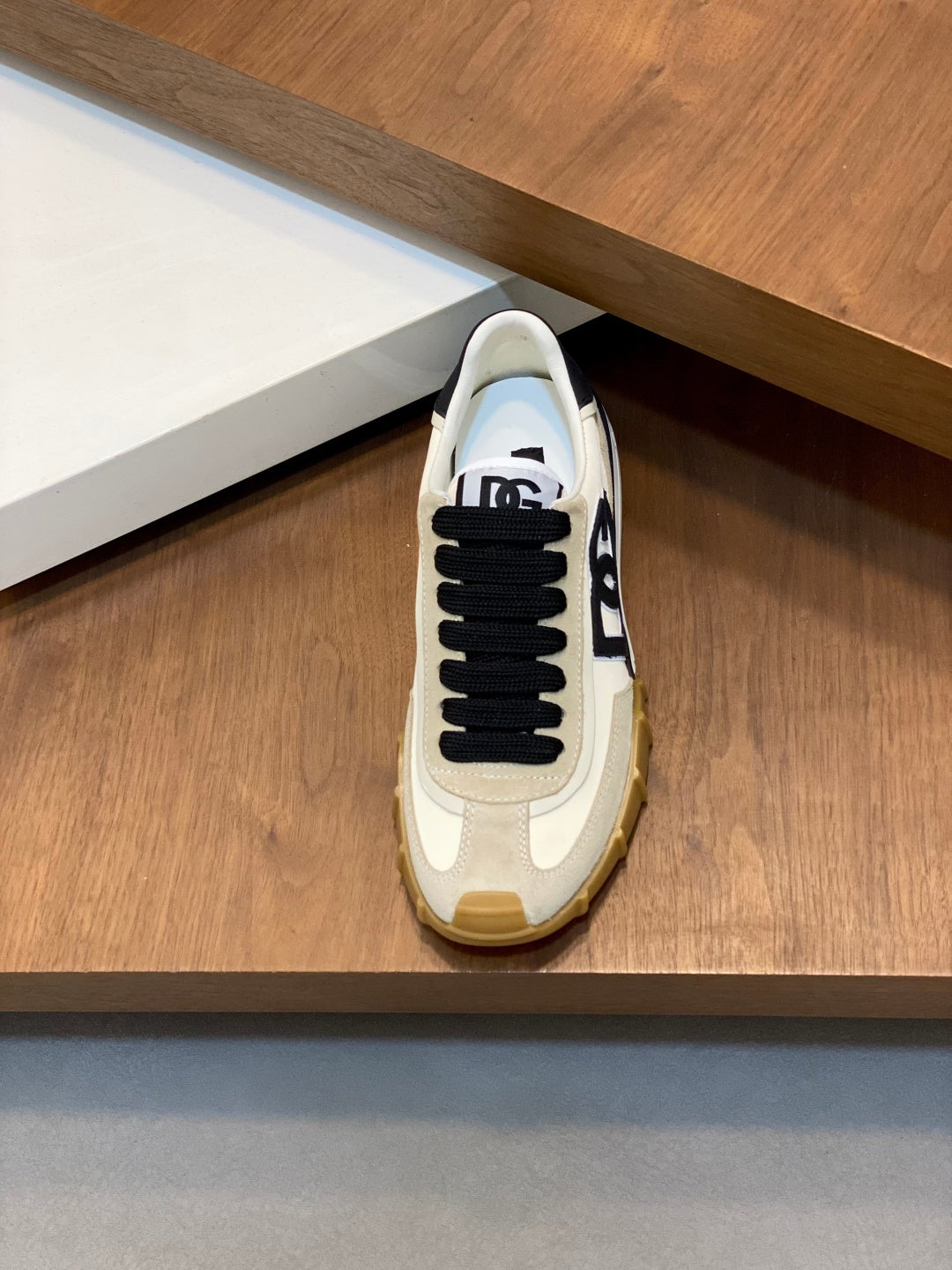 Dolce & Gabbana DG Premium Men's Mixed-Material Casual Sneakers