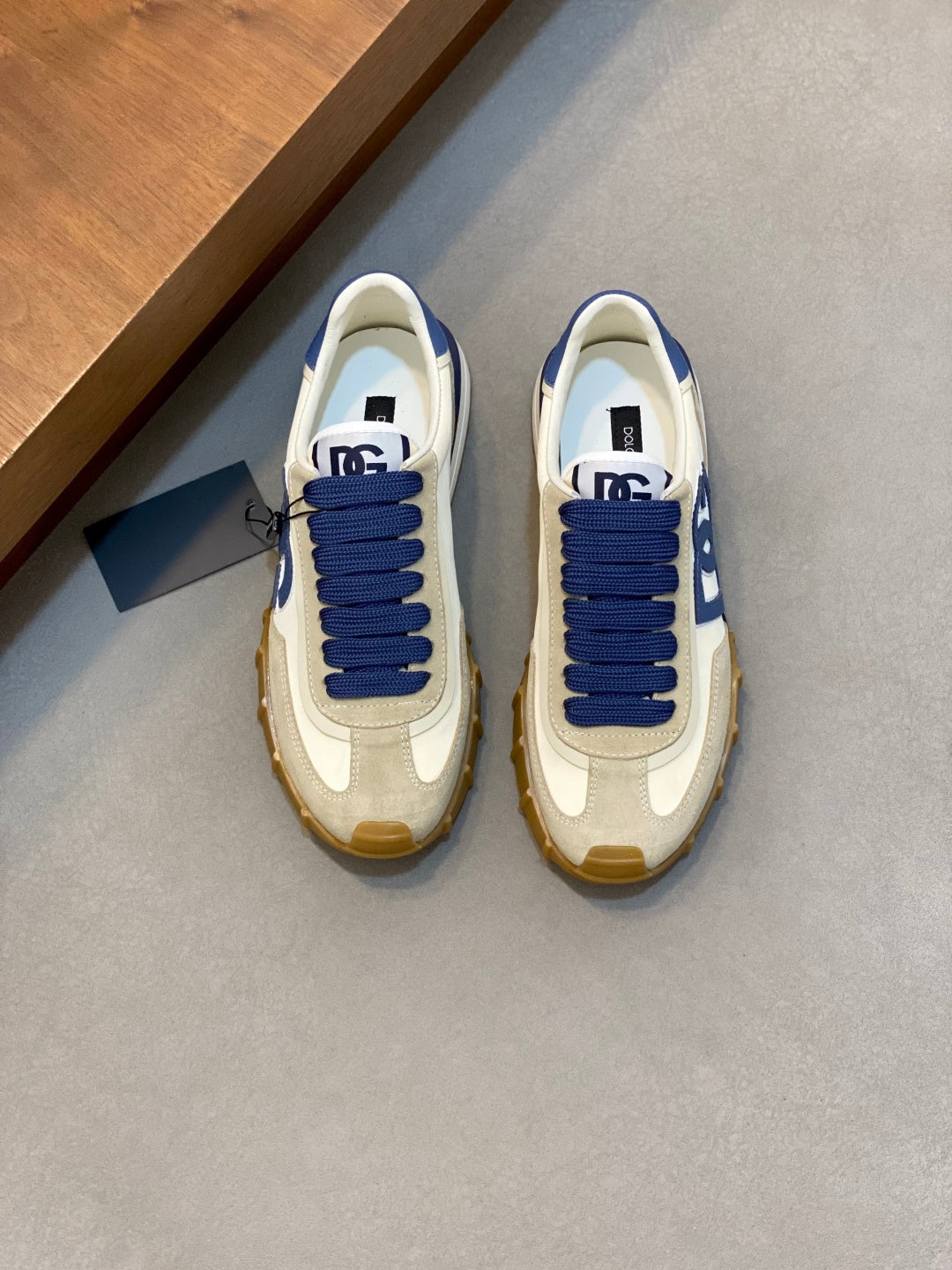 Dolce & Gabbana DG Premium Men's Mixed-Material Casual Sneakers