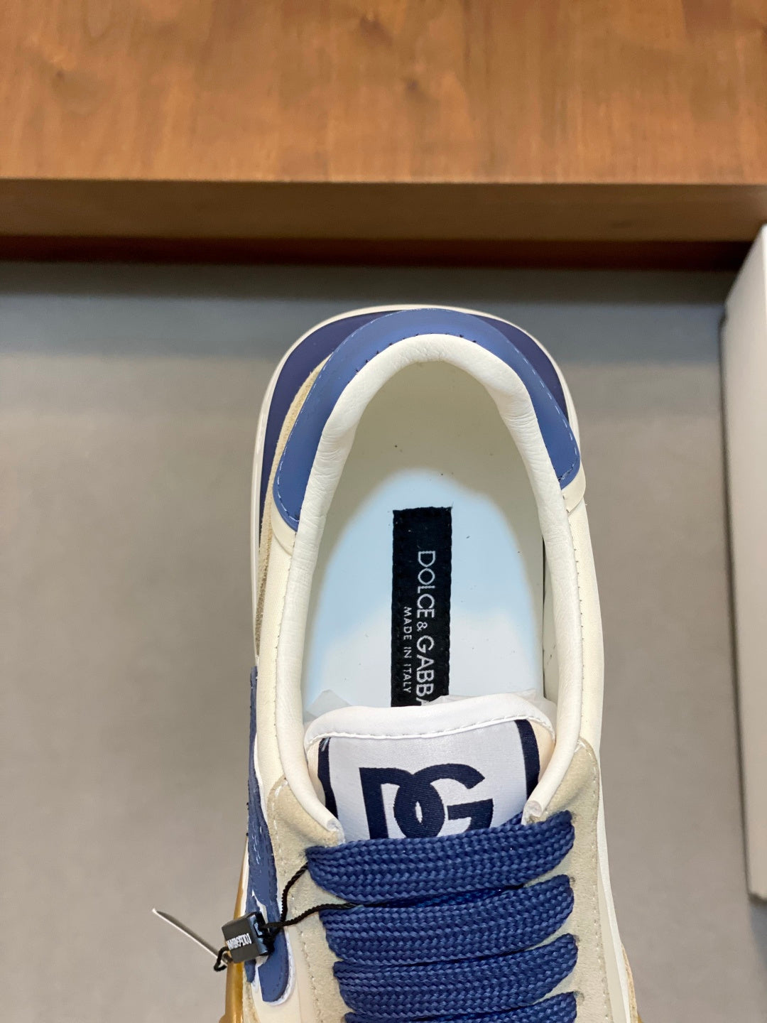 Dolce & Gabbana DG Premium Men's Mixed-Material Casual Sneakers