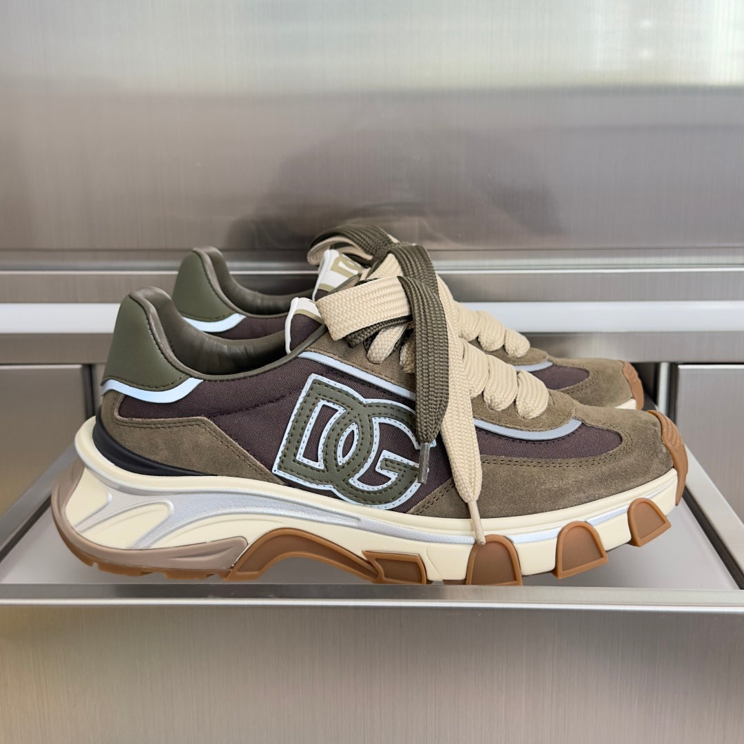 Dolce & Gabbana DG Country Road Chunky Casual Sneakers
