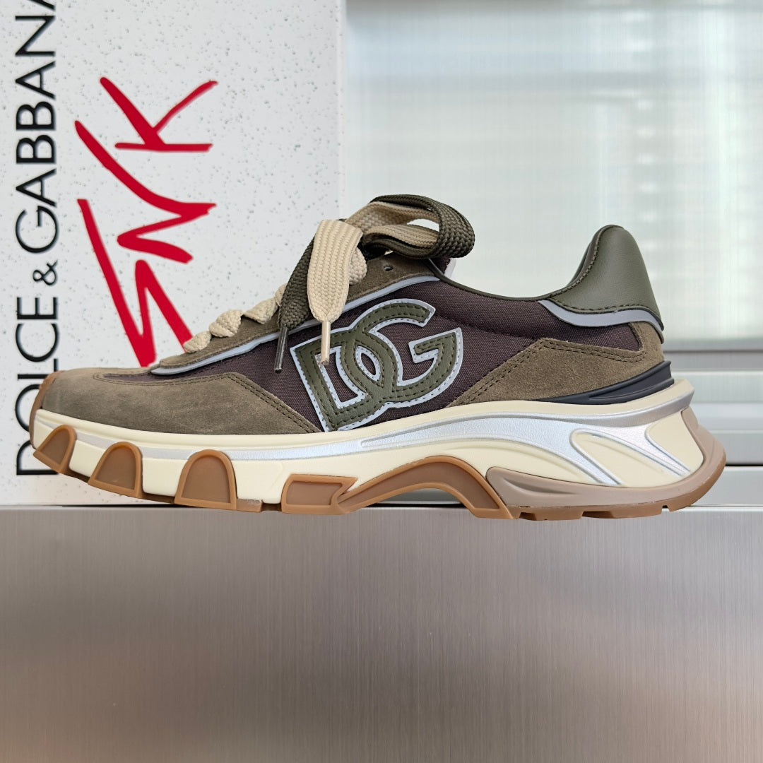 Dolce & Gabbana DG Country Road Chunky Casual Sneakers