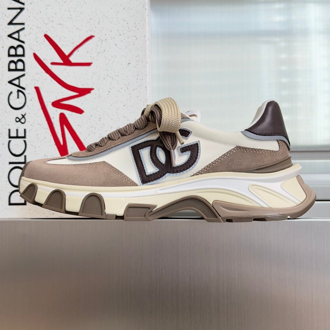 Dolce & Gabbana DG Country Road Chunky Casual Sneakers
