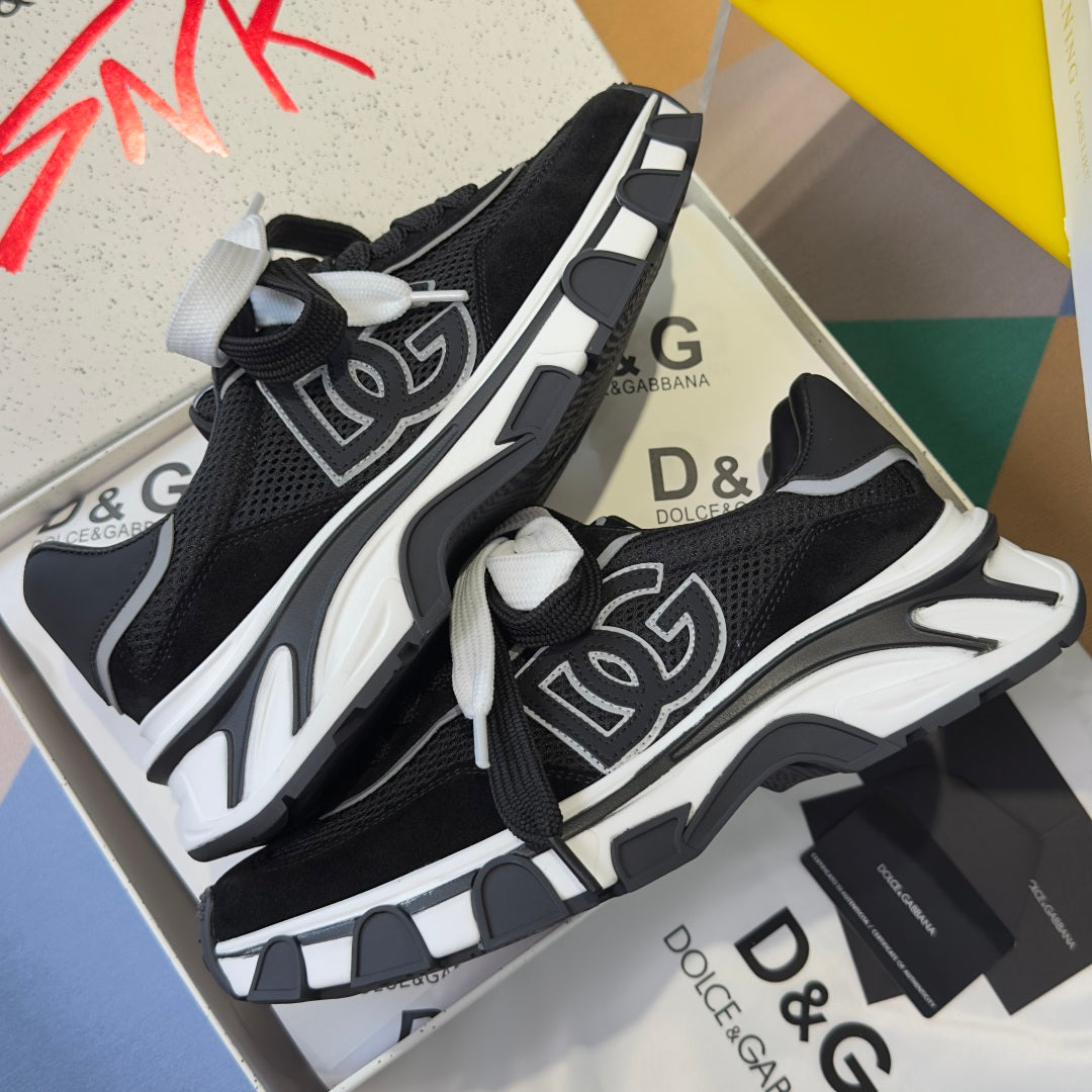 Dolce & Gabbana DG Country Road Chunky Casual Sneakers