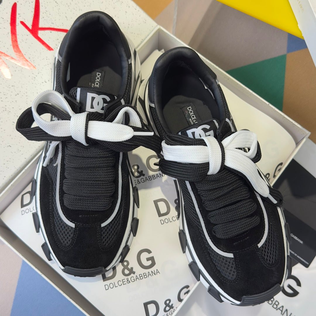 Dolce & Gabbana DG Country Road Chunky Casual Sneakers