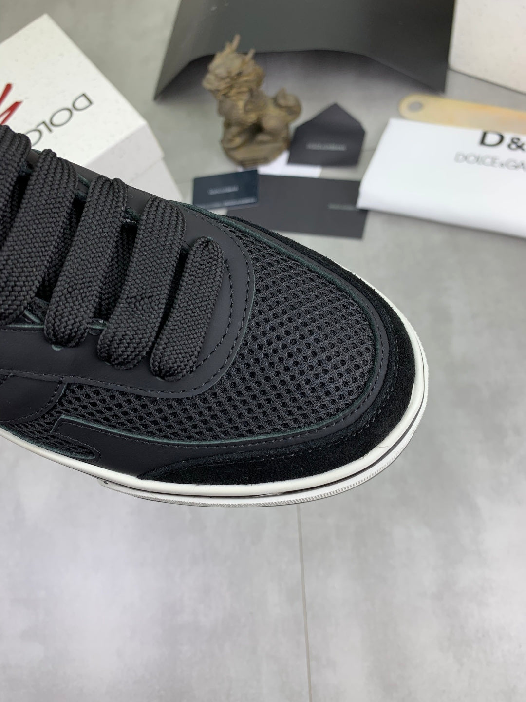 Dolce & Gabbana DG Men's Low-Top Logo Sneakers in Calfskin