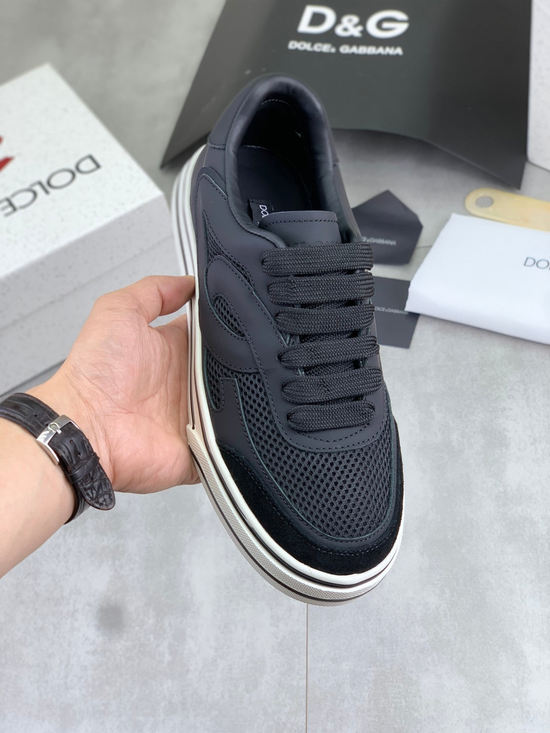Dolce & Gabbana DG Men's Low-Top Logo Sneakers in Calfskin