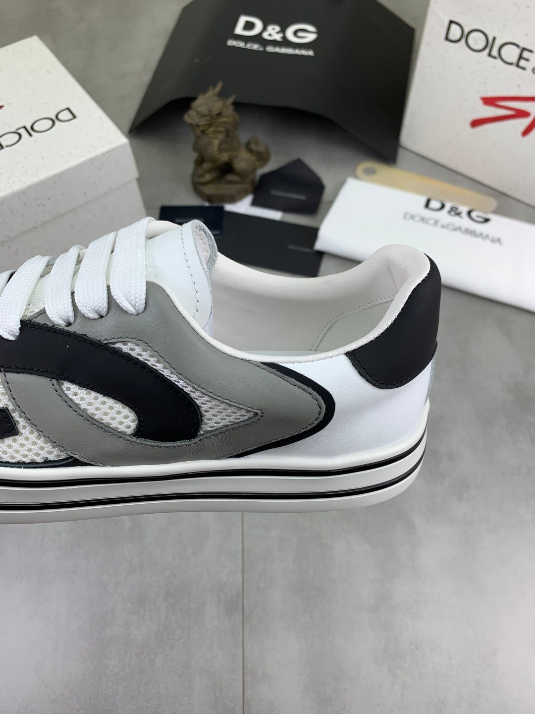 Dolce & Gabbana DG Men's Low-Top Logo Sneakers in Calfskin