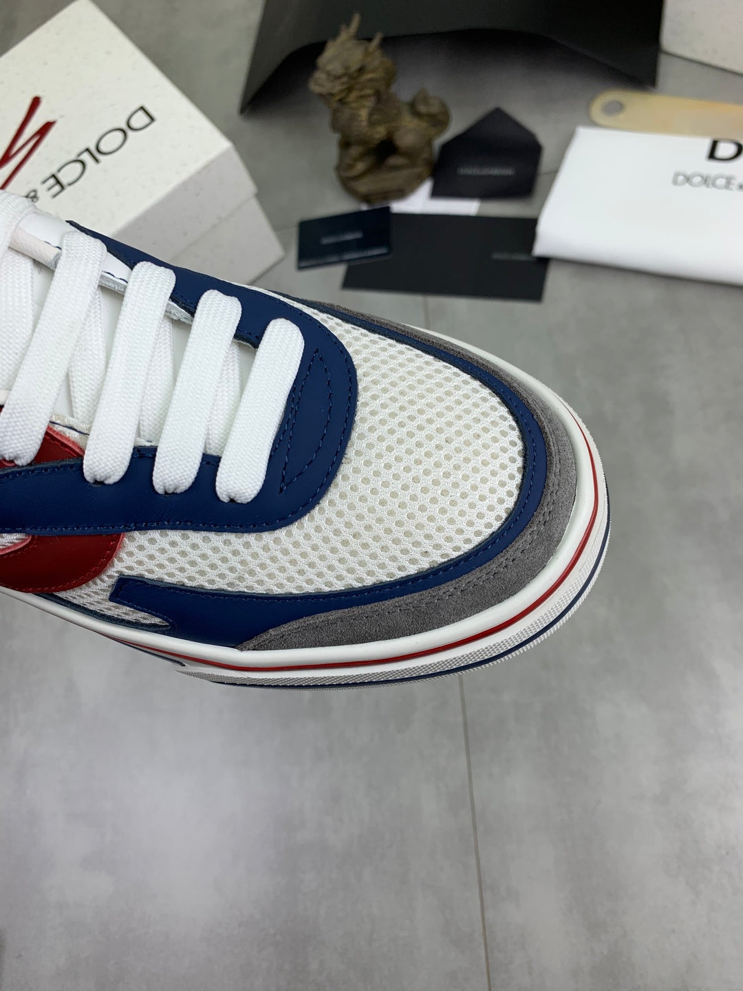 Dolce & Gabbana DG Men's Low-Top Logo Sneakers in Calfskin