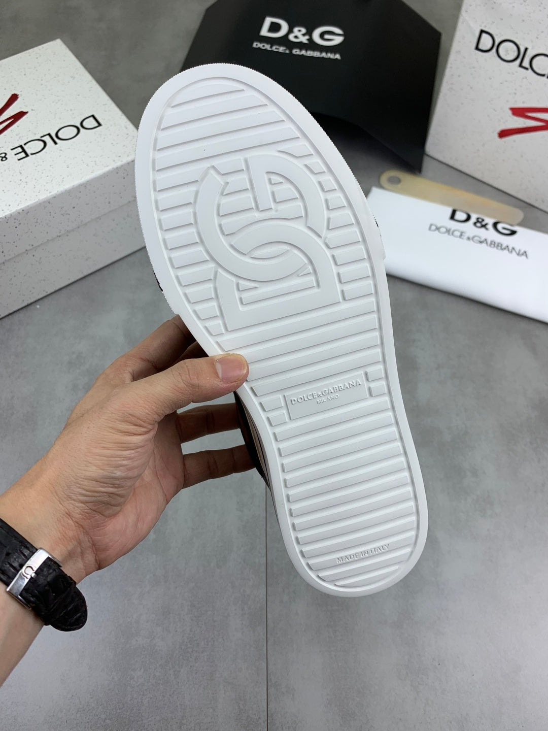 Dolce & Gabbana DG Men's Low-Top Logo Sneakers in Calfskin