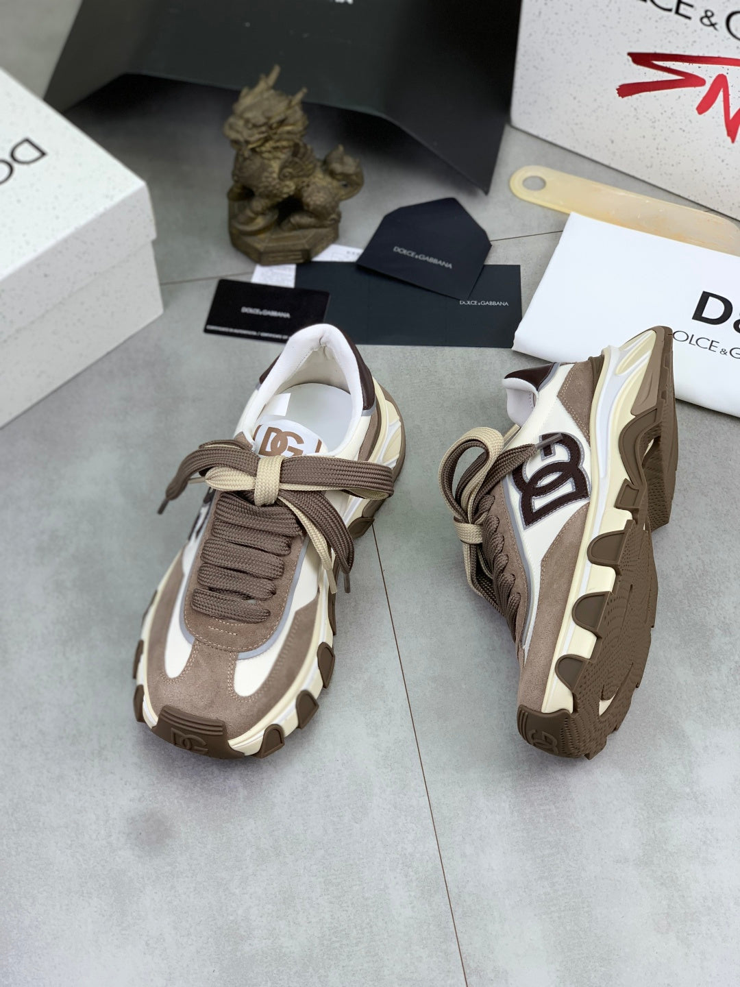 Dolce & Gabbana DG Men's Low-Top Logo Sneakers in Calfskin